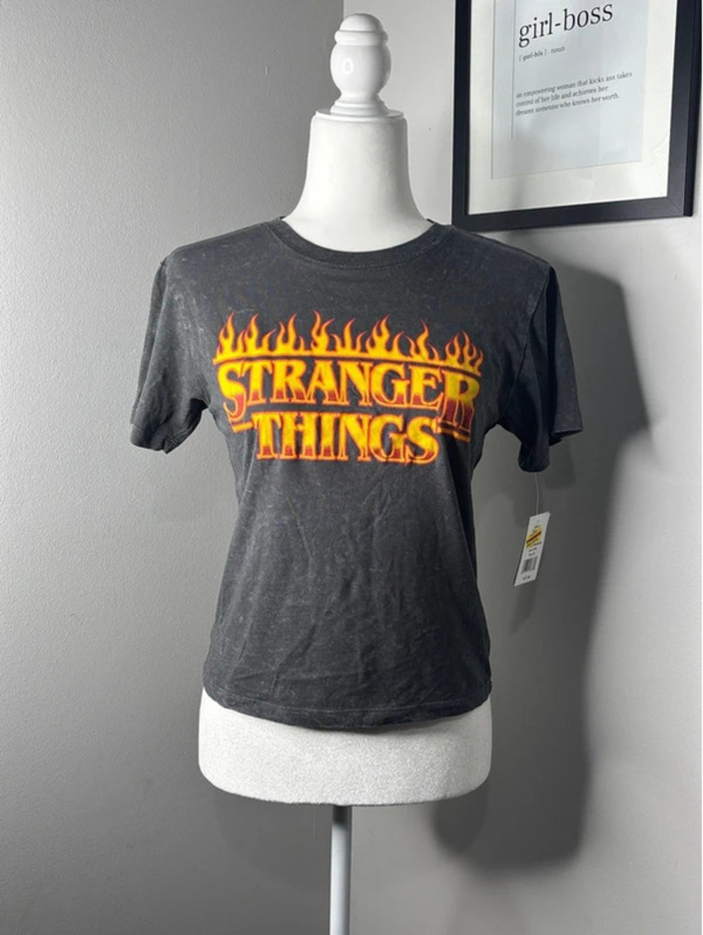 Stranger Things women’s T-shirt extra small